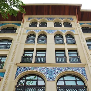4* فندق نيوريون